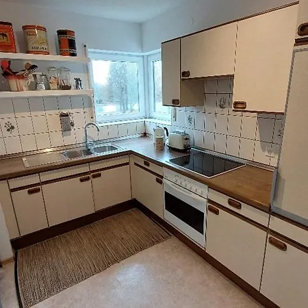 Charmante Vintage-wohnung Mit Balkon, Ruhig, Gruen Und Bestens Angebunden Apartment *