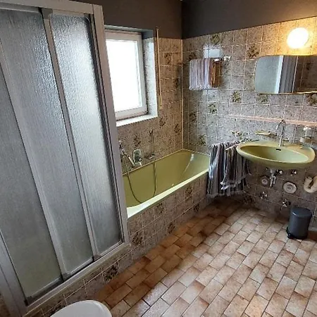 Charmante Vintage-wohnung Mit Balkon, Ruhig, Gruen Und Bestens Angebunden Apartment Biberach an der Riss